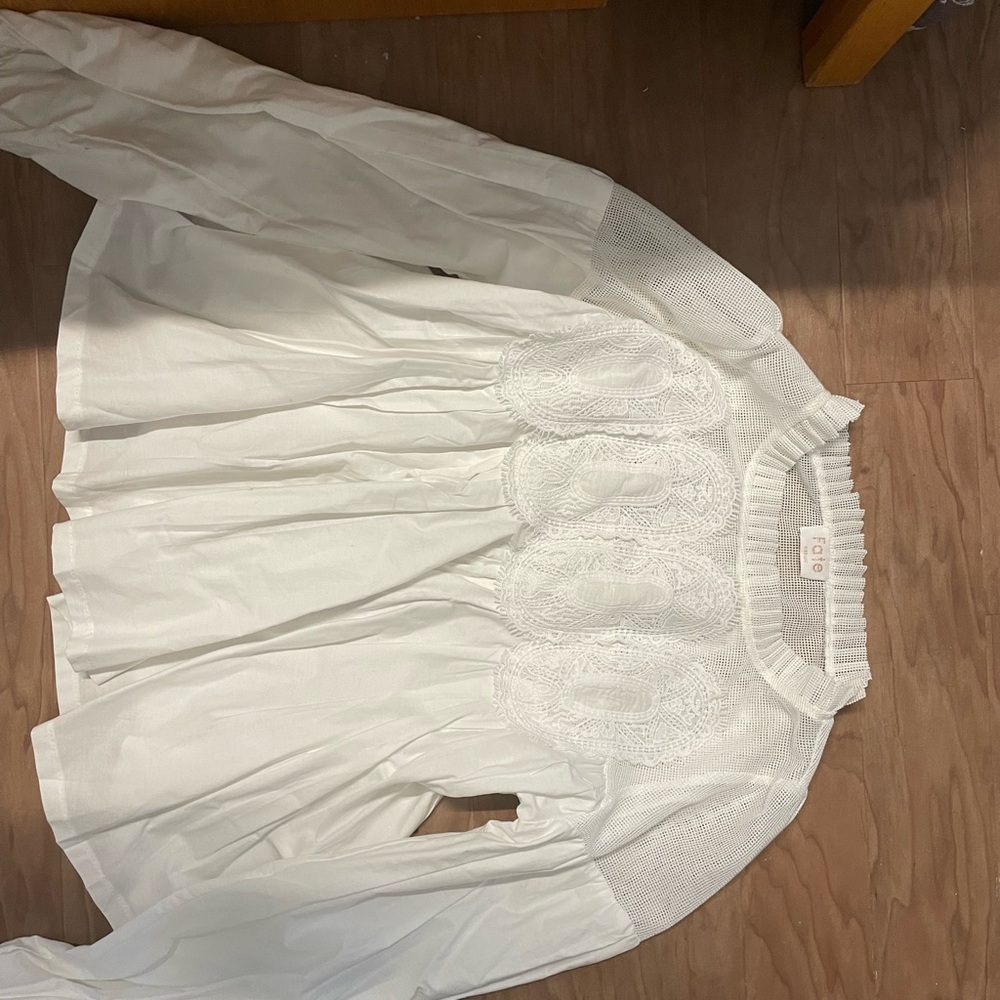 Fate White Lace Long Sleeve Top